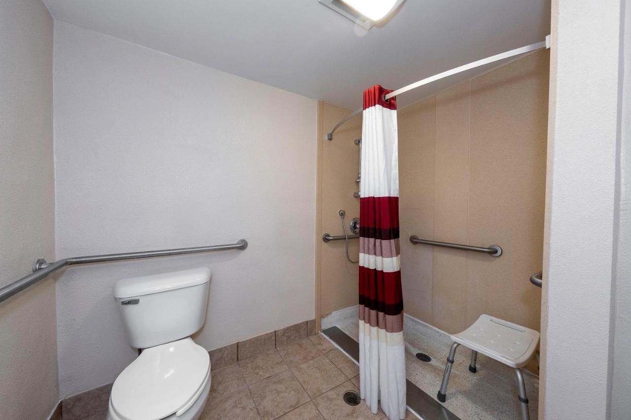 Red Roof Inn Bordentown - Mcguire Afb Εξωτερικό φωτογραφία