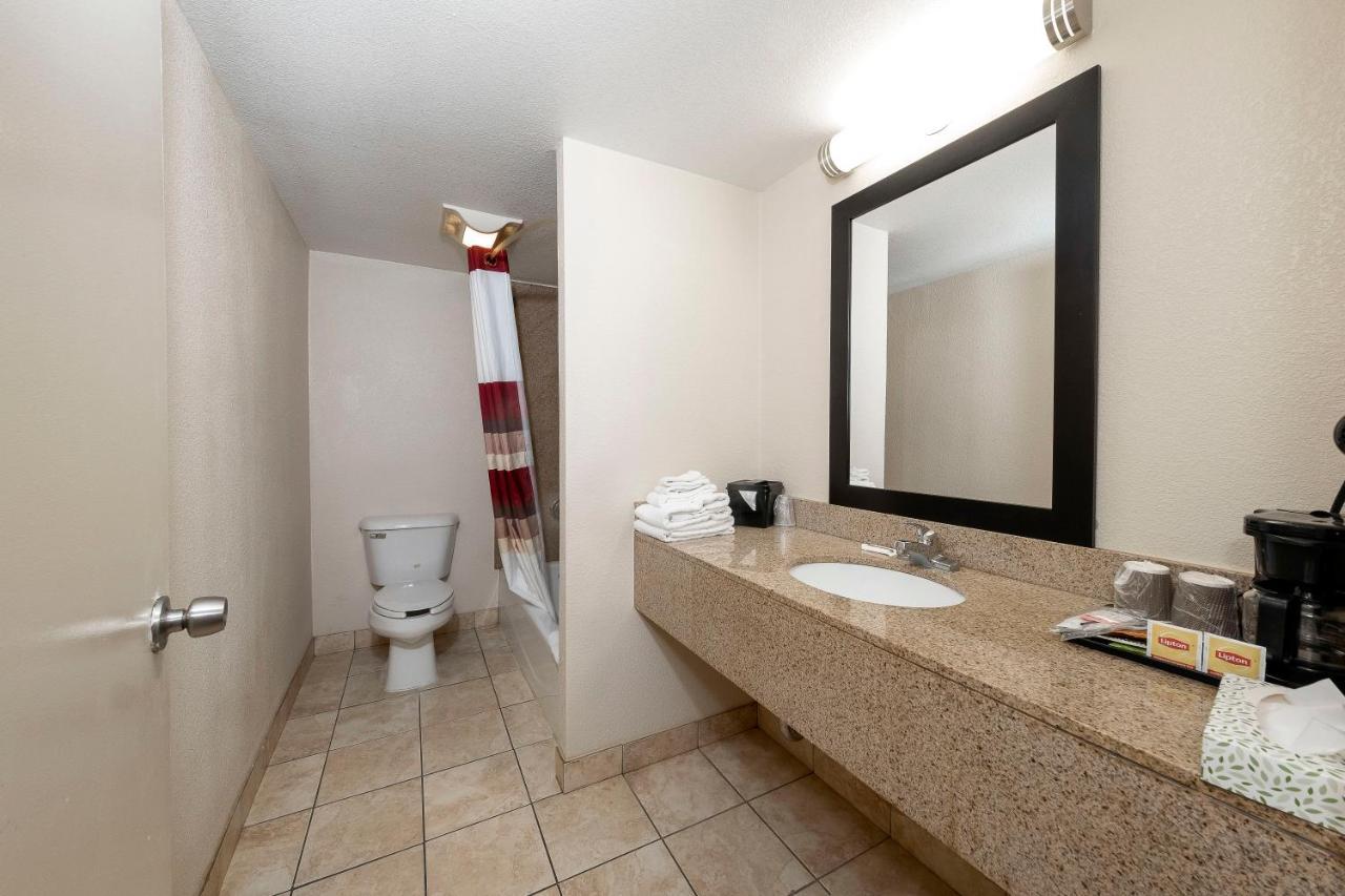 Red Roof Inn Bordentown - Mcguire Afb Εξωτερικό φωτογραφία