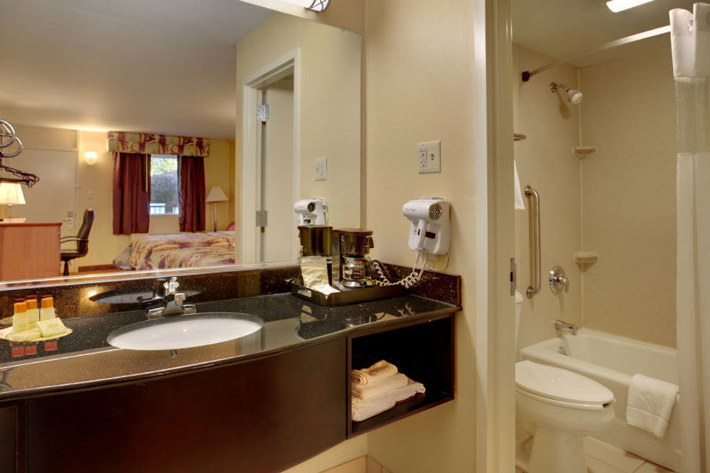 Red Roof Inn Bordentown - Mcguire Afb Εξωτερικό φωτογραφία
